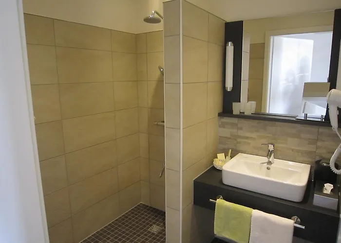 호텔 Zum Gruenen Kranze